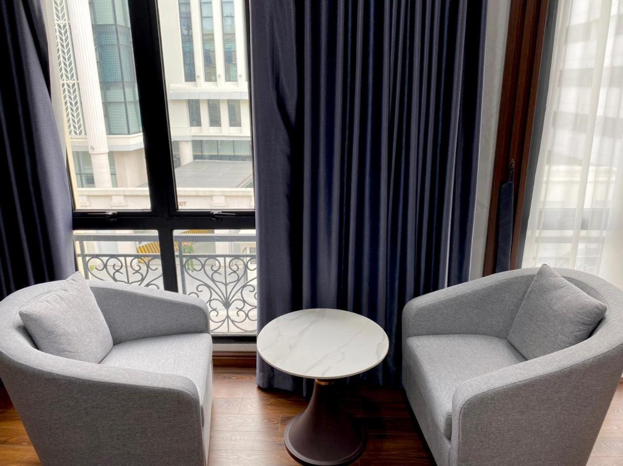 NguyẽN QuyèN Hotel Hanoi Zewnętrze zdjęcie