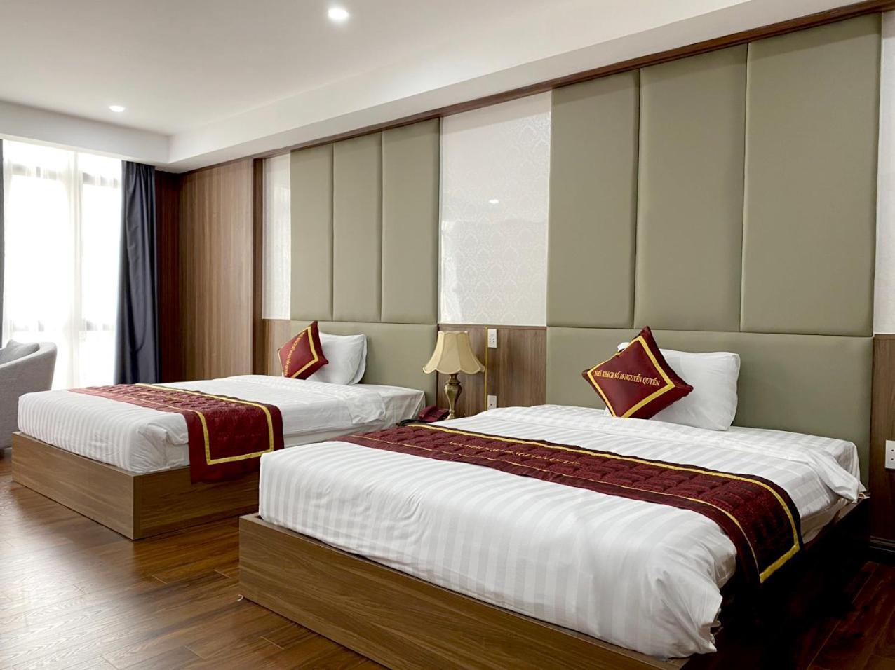 NguyẽN QuyèN Hotel Hanoi Zewnętrze zdjęcie