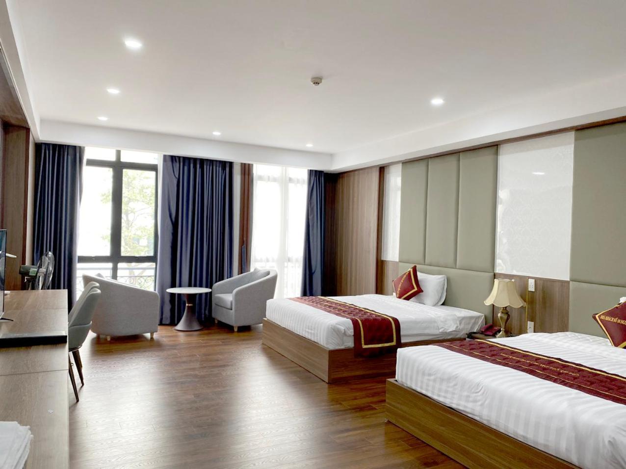 NguyẽN QuyèN Hotel Hanoi Zewnętrze zdjęcie